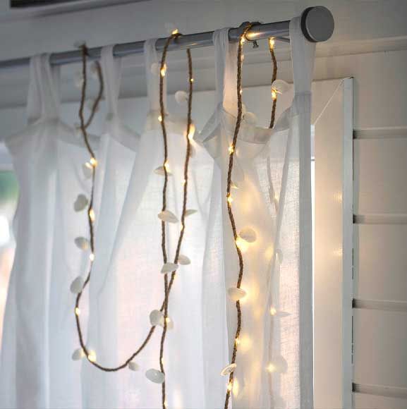 Lyskæde med skaller