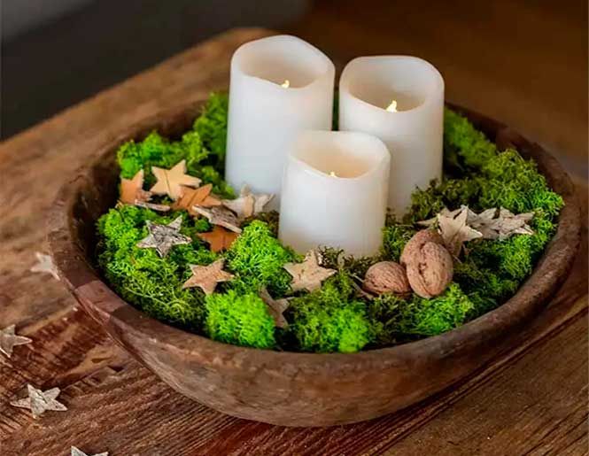 Træskål med mos og stearinlys