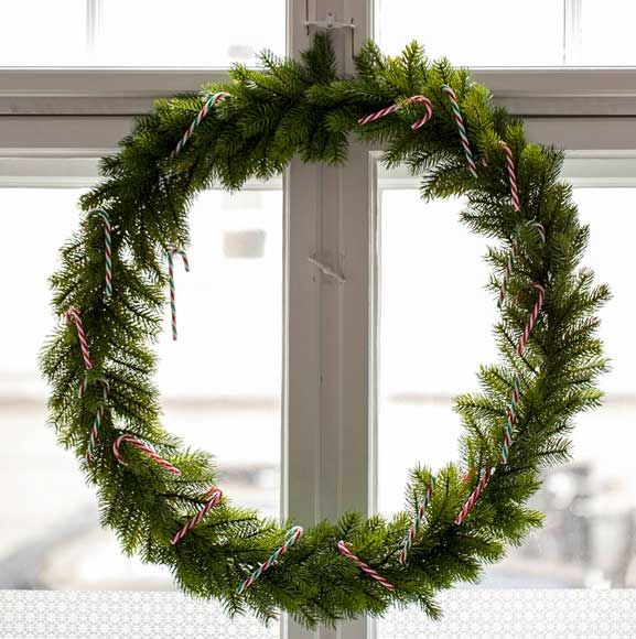 Vinterkrans i vinduet