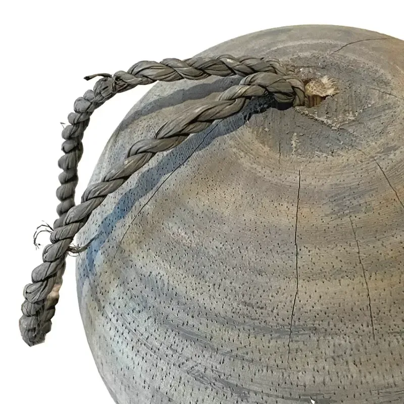 Buy Dekorationskugle i træ m ophæng, grå, Ø9cm