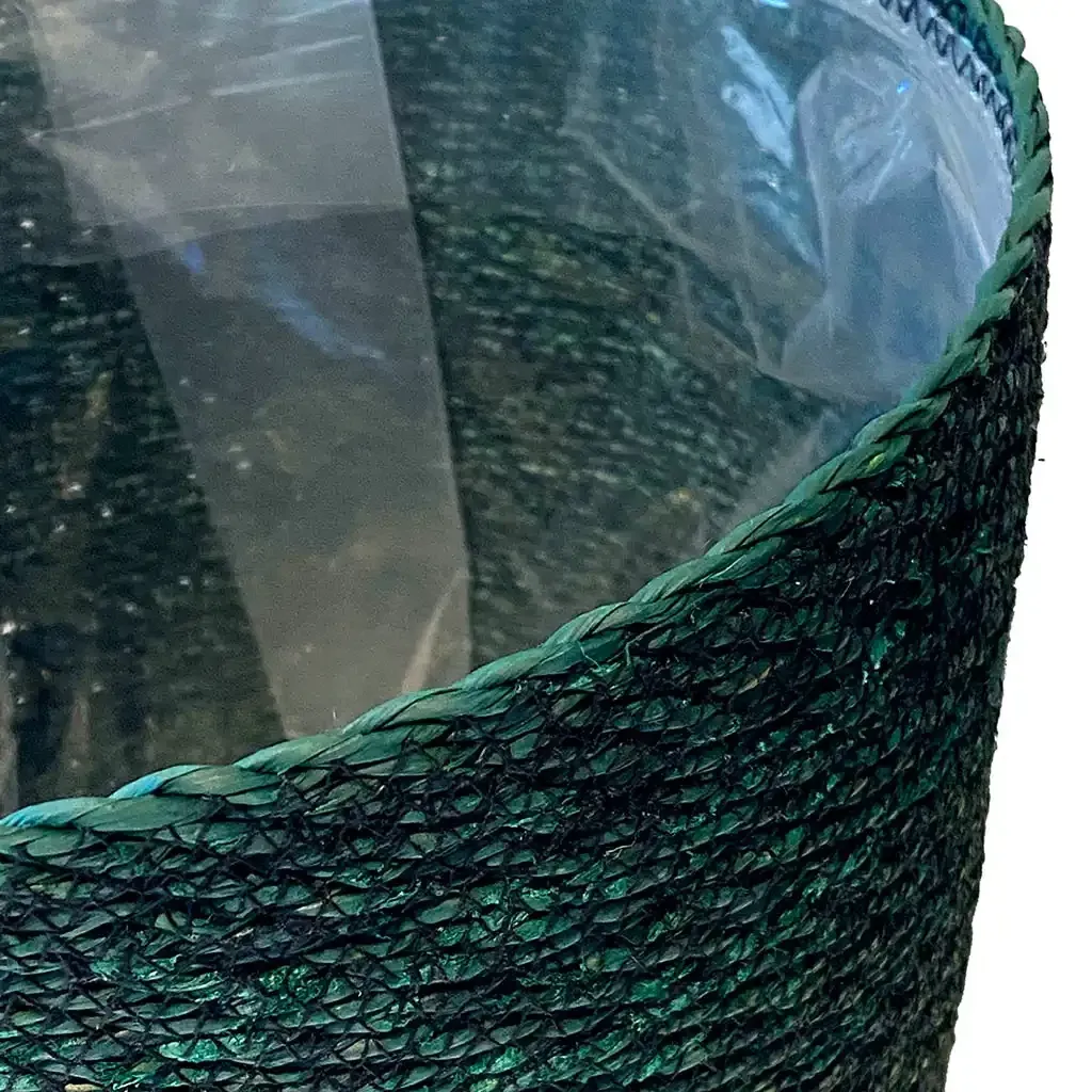 Buy Kurv foret m plast, mørk grøn, H27cm