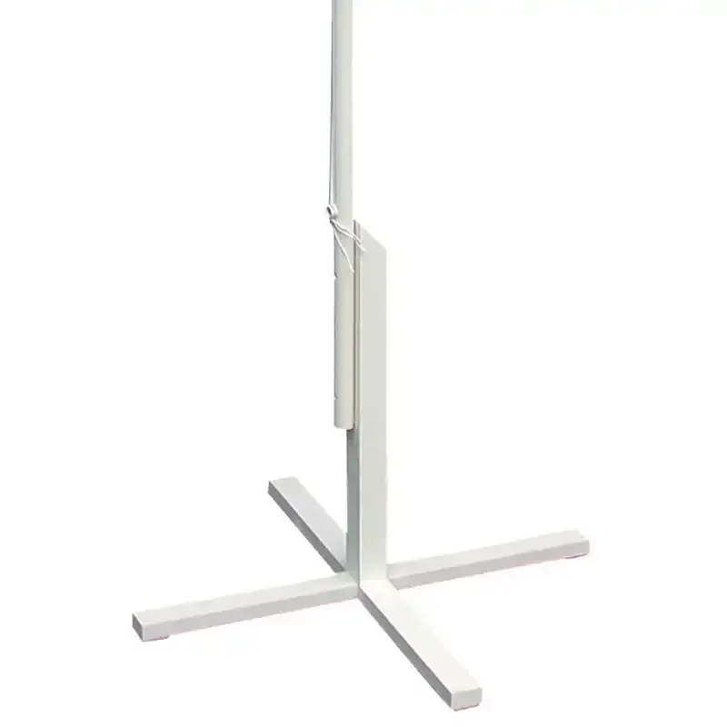 Flagstang med krydsfod, flagline og hejs - klar til fest