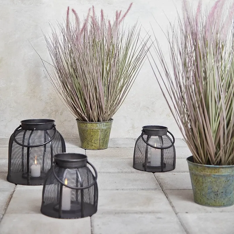 Køb Græs i zink krukke, 86cm, kunstig græs hos Brondsholm.dk