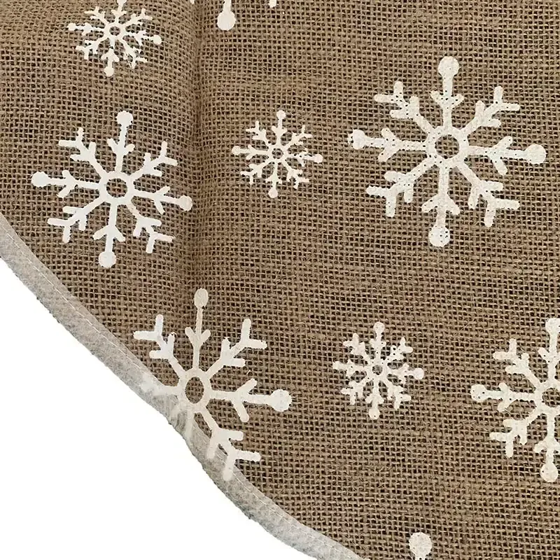 Køb Juletræstæppe, rundt m snefnug hos Brondsholm.dk