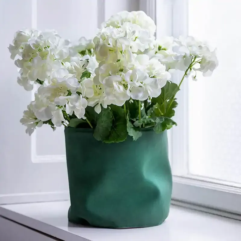 Køb Potteskjuler i læder, Ø15,5cm, grøn hos Brondsholm.dk