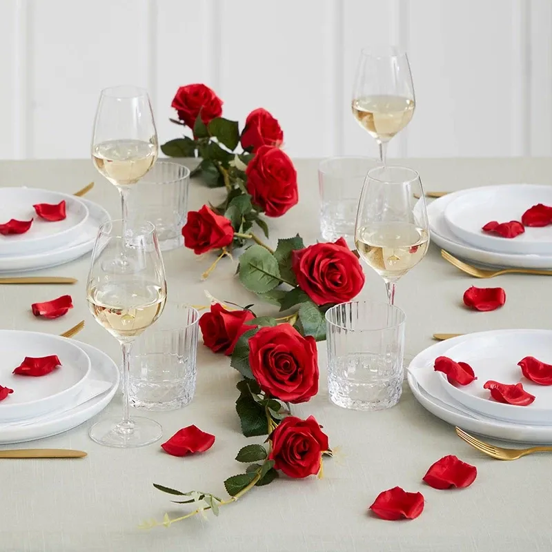 Køb Rosenblade i 36stk./pose Rød, kunstig blade hos Brondsholm.dk