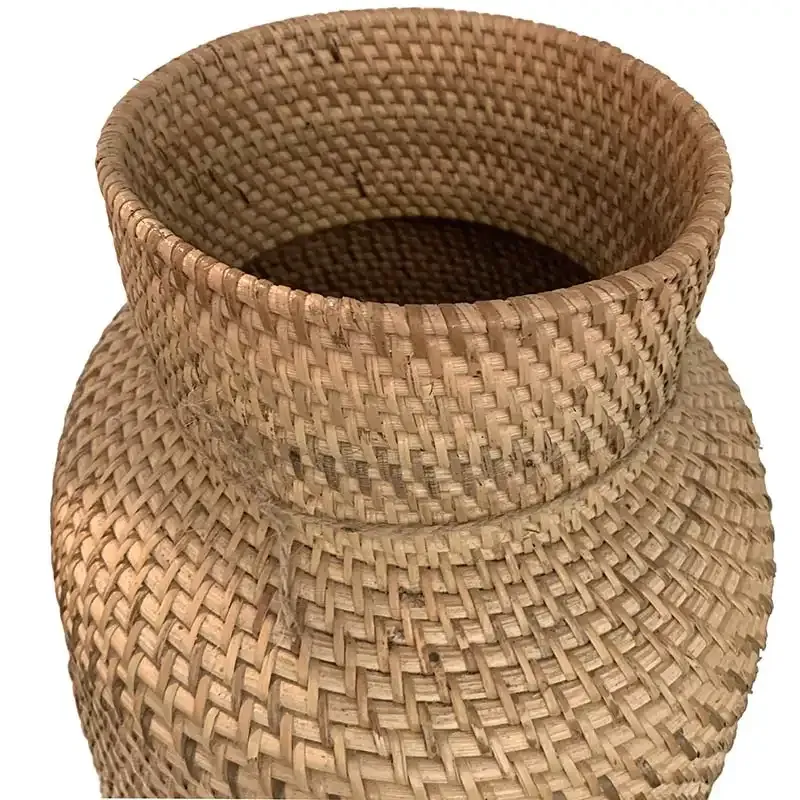Køb Vase i rattan, H 80cm hos Brondsholm.dk