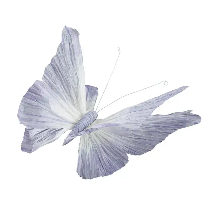 Kunstig sommerfugl i lilla af papir