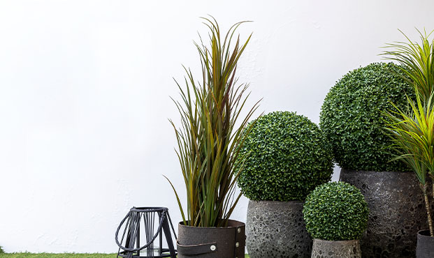 Brøndsholm - UV beskyttede kunstige planter