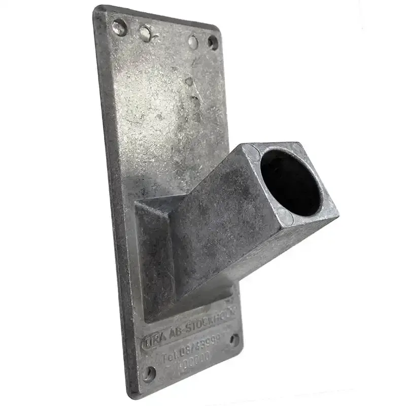 Metallbeslag, helgjutna (för fasadflaggor) I Köp