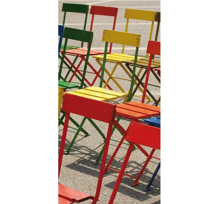 Banner af polyester med stole motiv i multifarver