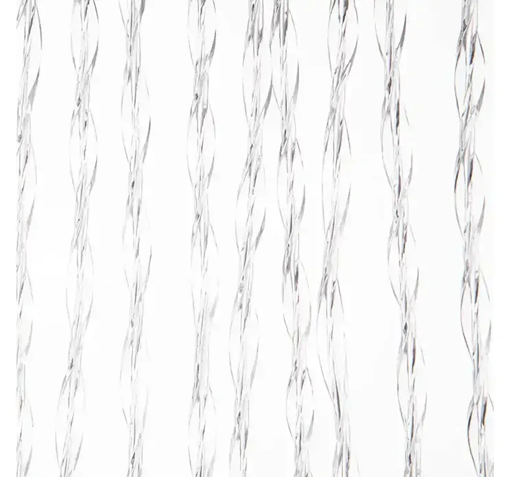 Trådgardin af transparant plast til campingvogn closeup