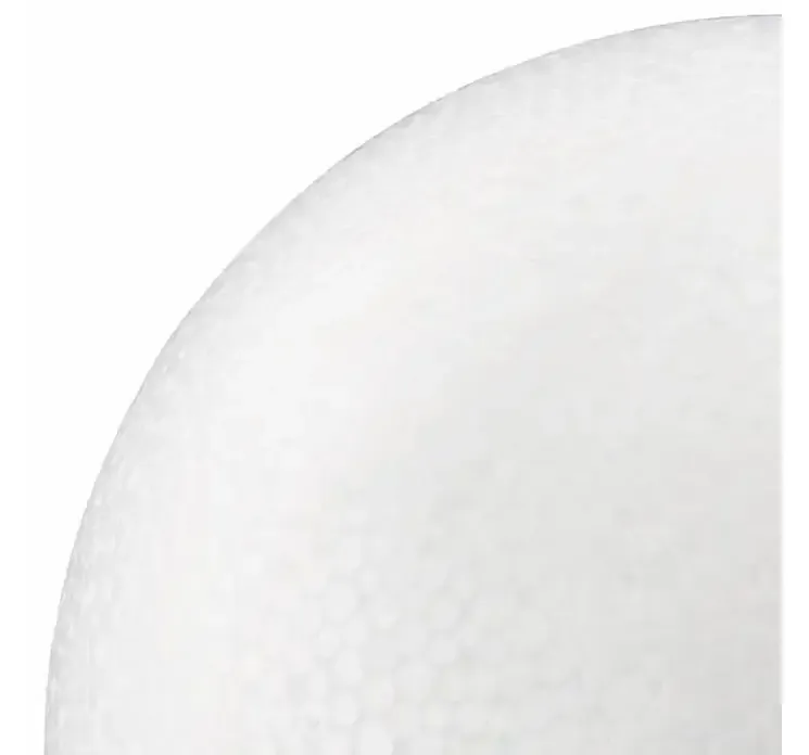 Styrophor kugle i hvid closeup