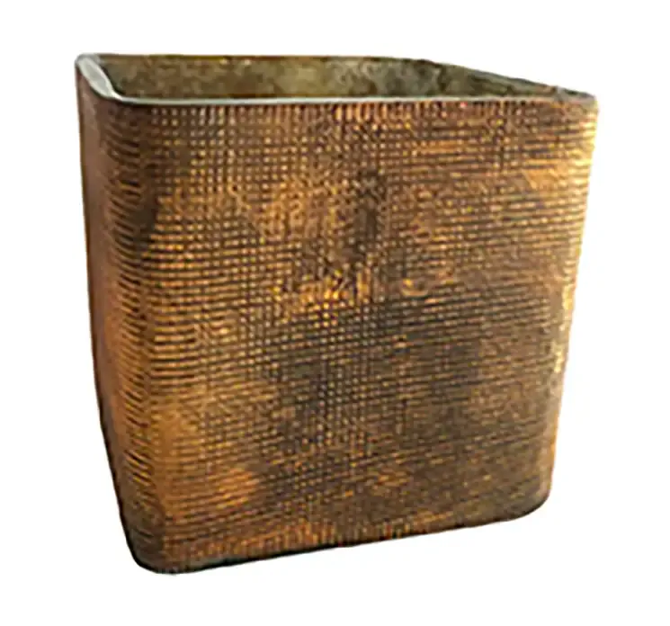 Fyrfads lysholder i firkantet glas i guld farvet