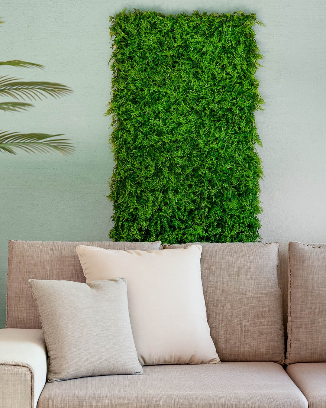 Giv din stue nyt liv 💚
En plantevæg forvandler en tom væg til noget helt særligt 🌿
Brug planteplader eller espalier og design dit eget look.
Ingen vedligeholdelse. Kun grøn stemning ✨

#brøndsholm #plantevæg #espalier #planteplader #uvbeskyttet #kunstigplantevæg #boliginspiration #homedeco #indretningsindspiration