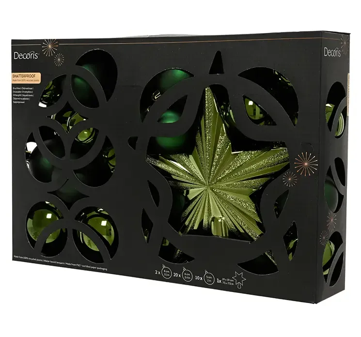 Julekugle mix med stjerne af genbrugsplast i grøn