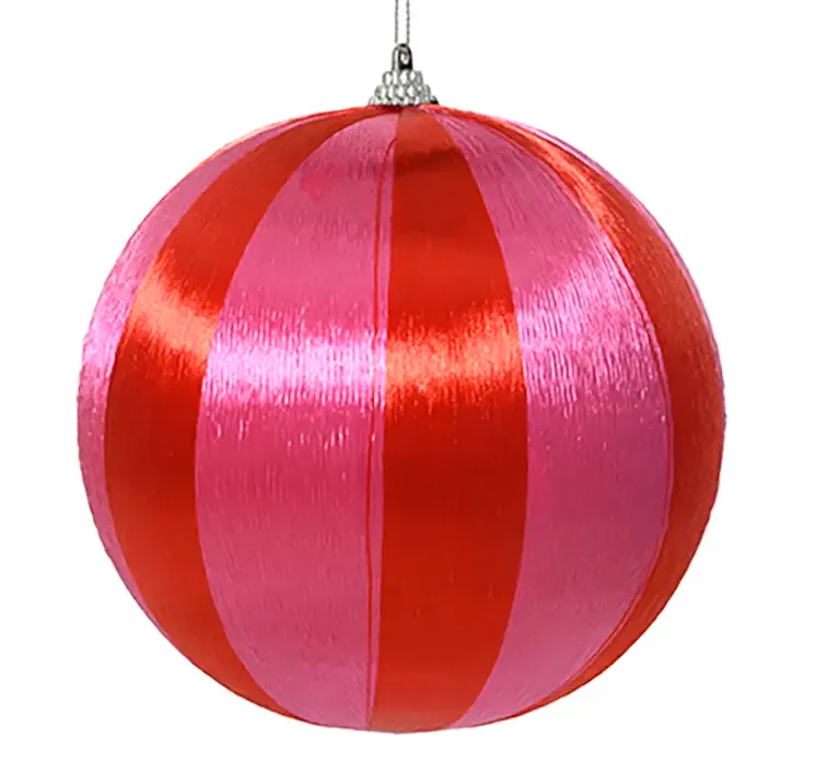 Julekugle med mønster af plast i rød og pink