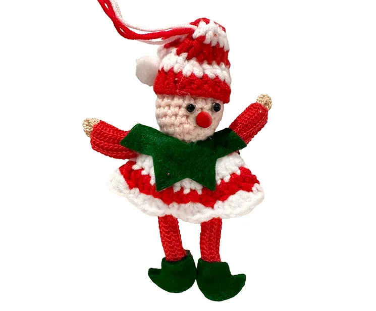 Juletræspynt fin hæklet nisse i rødt og hvidt tøj