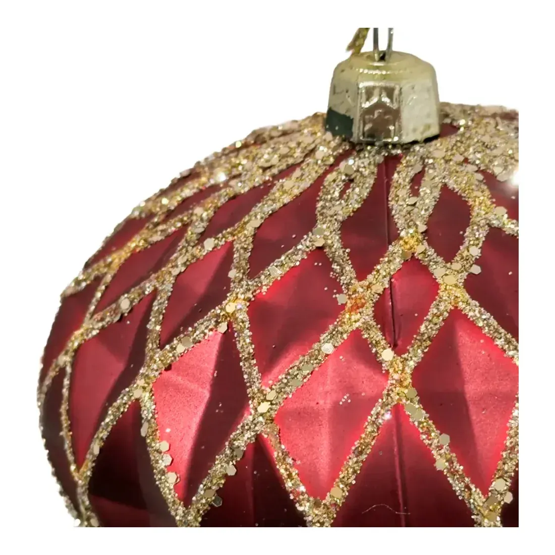 Ornament i mat rød med guld glimmer juletræspynt 8cm closeup