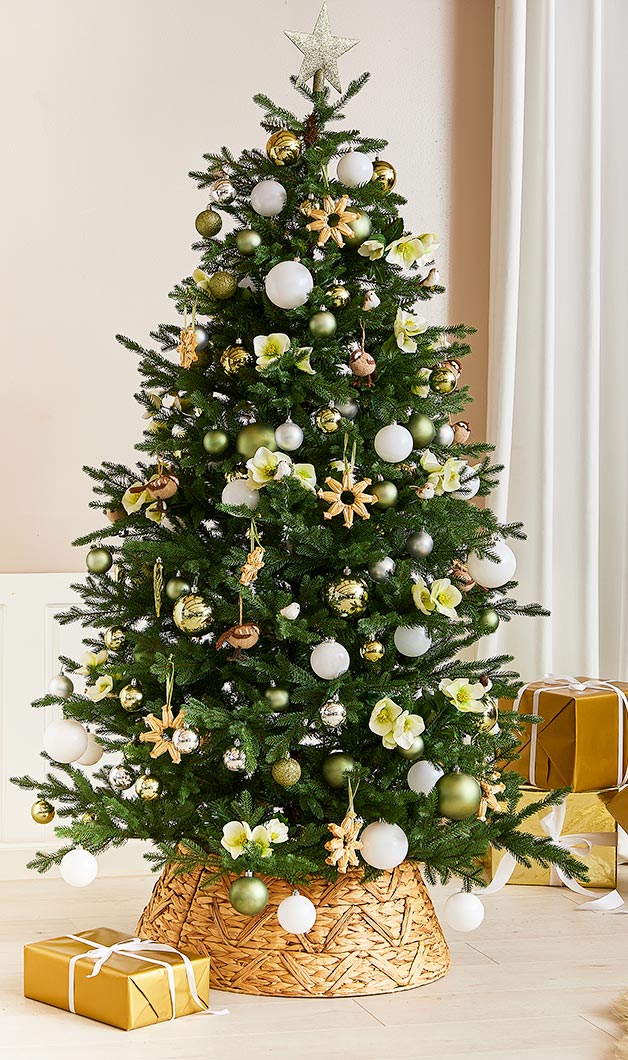 Brøndsholm - juletræsfod skjuler