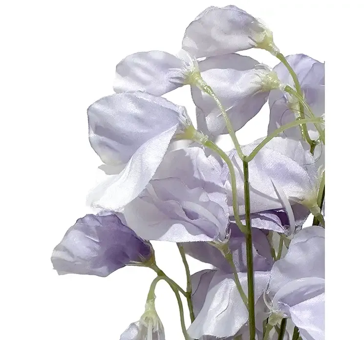 Kunstig ærteblomst også kaldet lathyrus i lilla af plast closeup