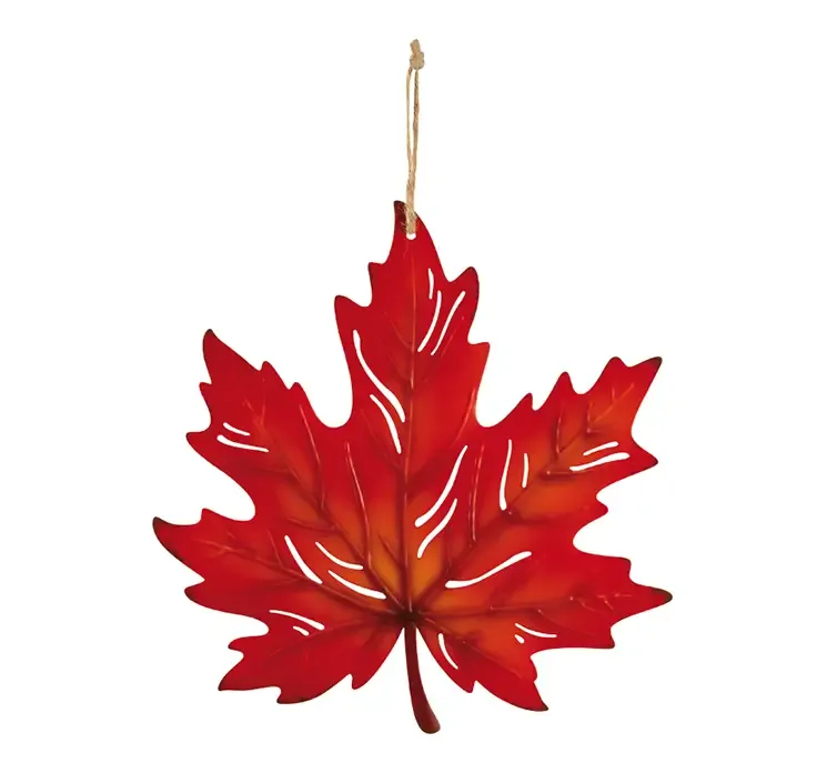 Kunstig ahornblad af metal i rød til ophæng