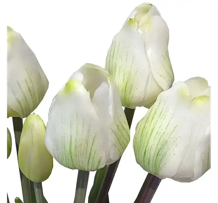 Kunstig tulipanbuket i hvid af plast gummi closeup