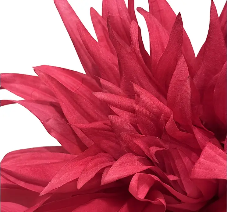 Dahlia også kaldet georgine af plast i pink closeup
