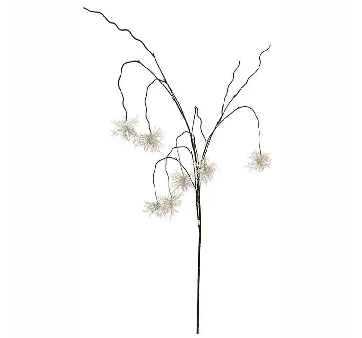 Kunstig krysantemum hænger med hvide blomster af plast