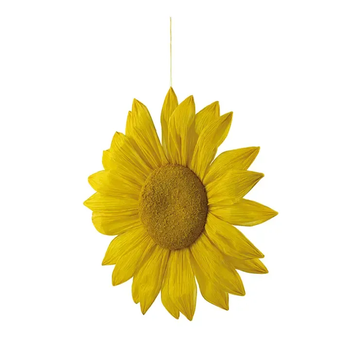 Kunstig blomst af gul papir med ophæng