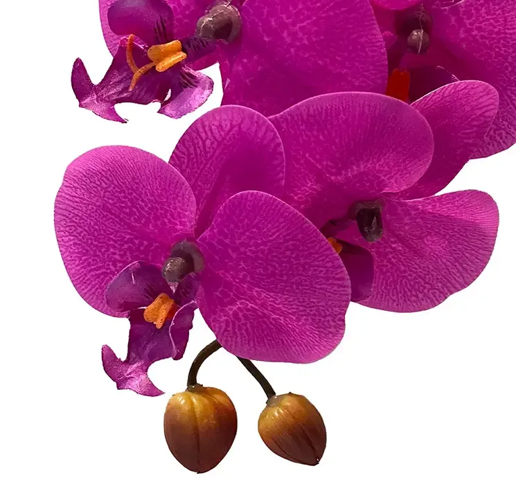 Kunstig orkide på stilk af plast i pink closeup