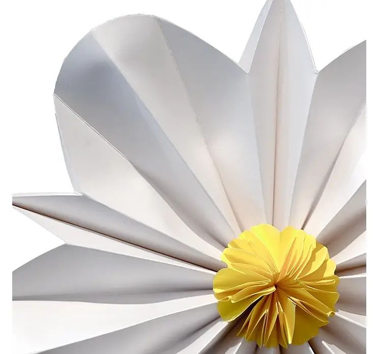 Blomst af papir til ophæng kunstig blomst i hvid closeup