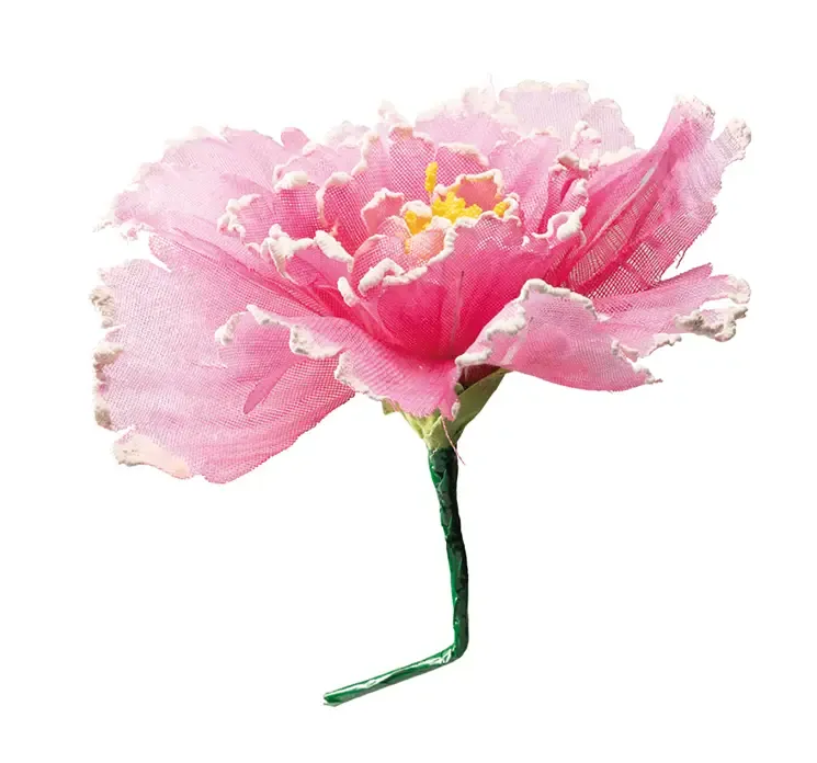 Kunstig blomst i lyserød af papir på stilk