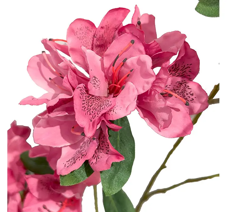 Rhododendron kunstig blomst af plast i fuchsia farvet closeup