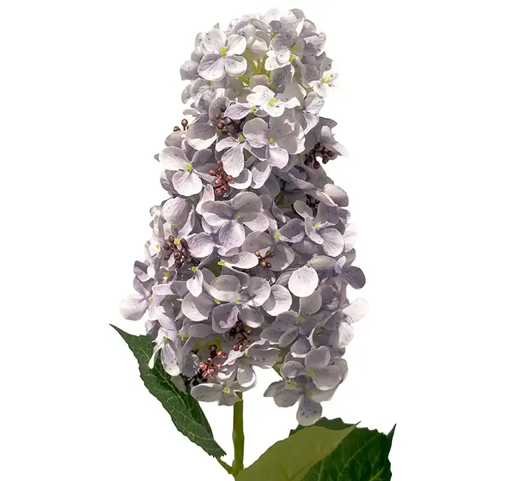 Kunstig syrenhortensia i lilla af plast closeup