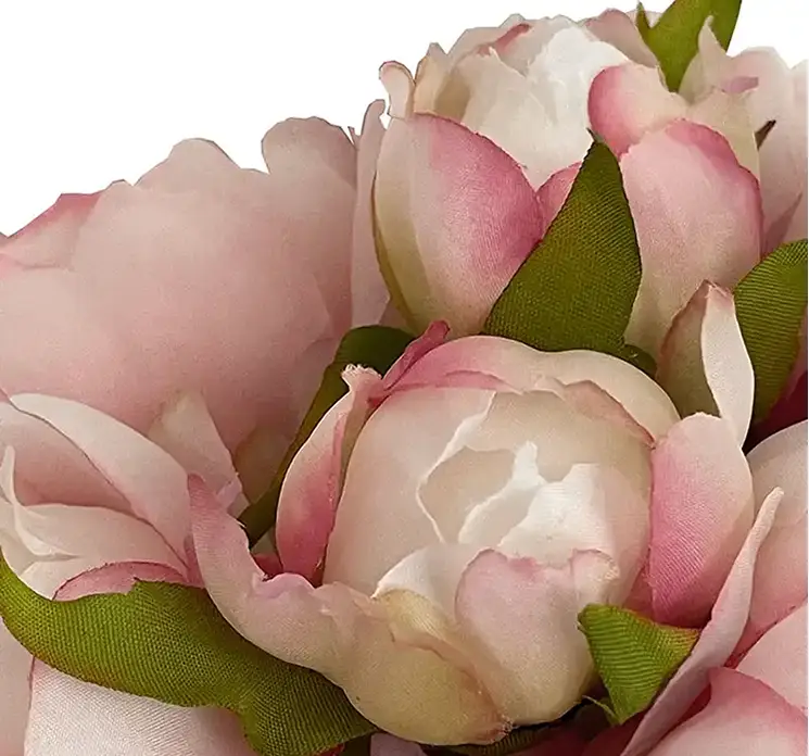 pæon buket af kunstige blomster i lyserød closeup