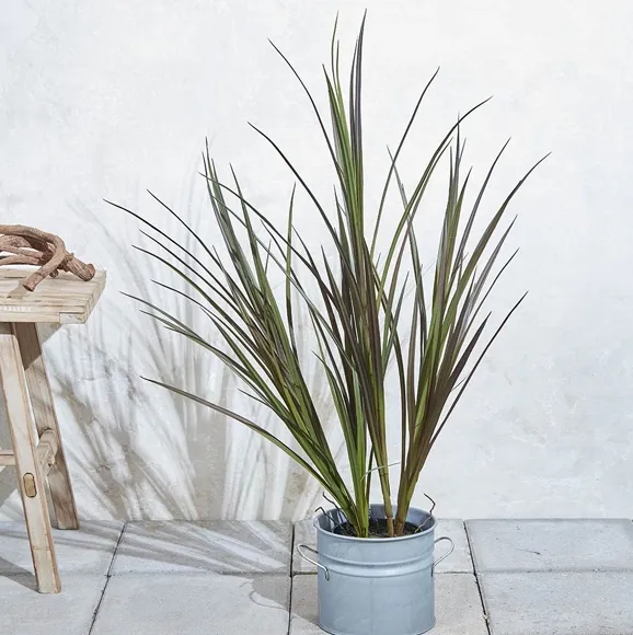 kunstig græs bundt der er uv beskyttet og kan tåle at stå ude