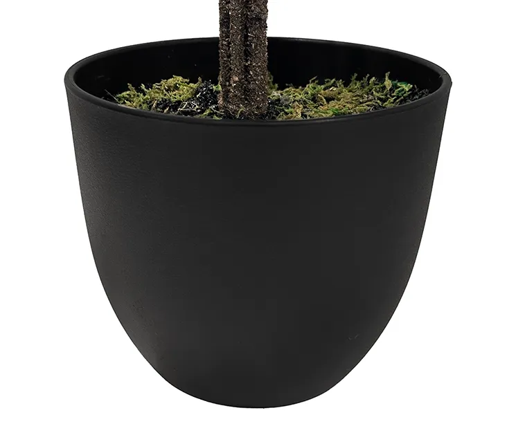 Kunstig fyrretræ i sort potte, grantræ closeup1