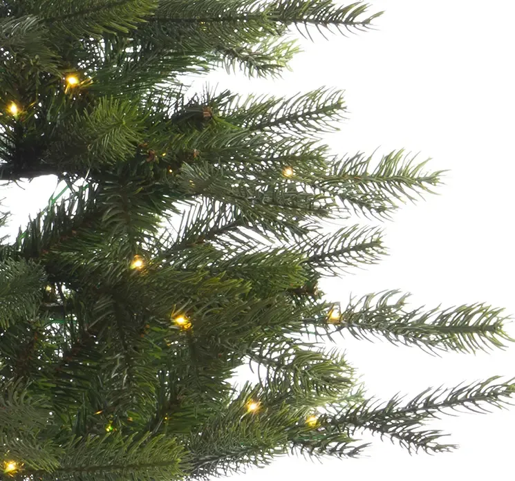 Grandis grantræ kunstig med LED lys i sort potte af plast i grøn 90cm closeup af nåle