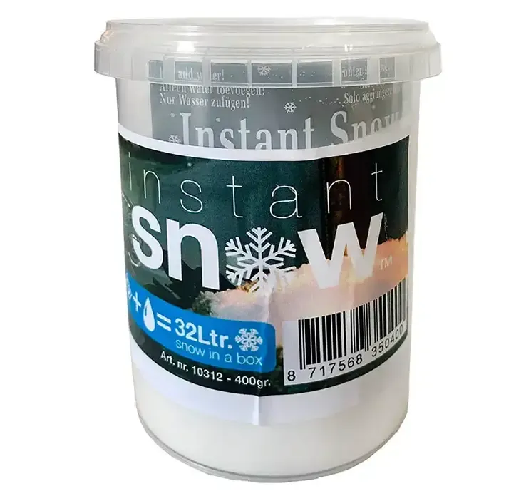 Kunstig instant snepulver giver et vådt look når det blandes med vand