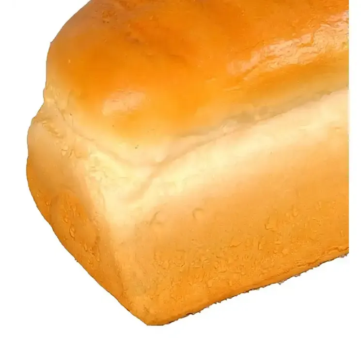 Kunstig mad franskbrød af blød skumplast closeup