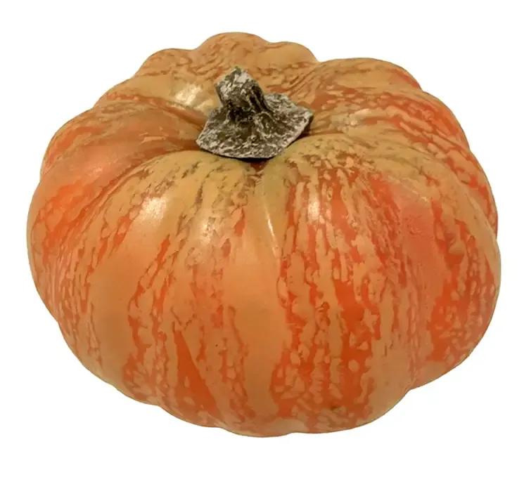 Græskar af plast i orange kunstig mad