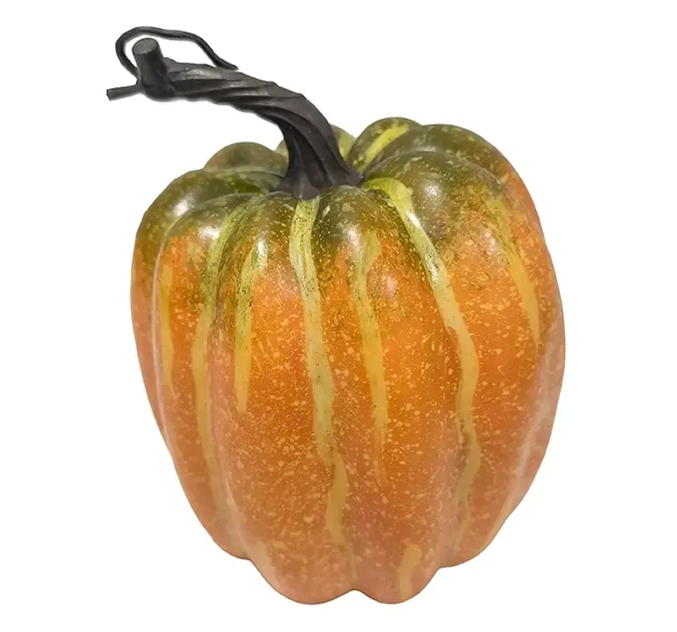 Græskar af plast i orange kunstig mad