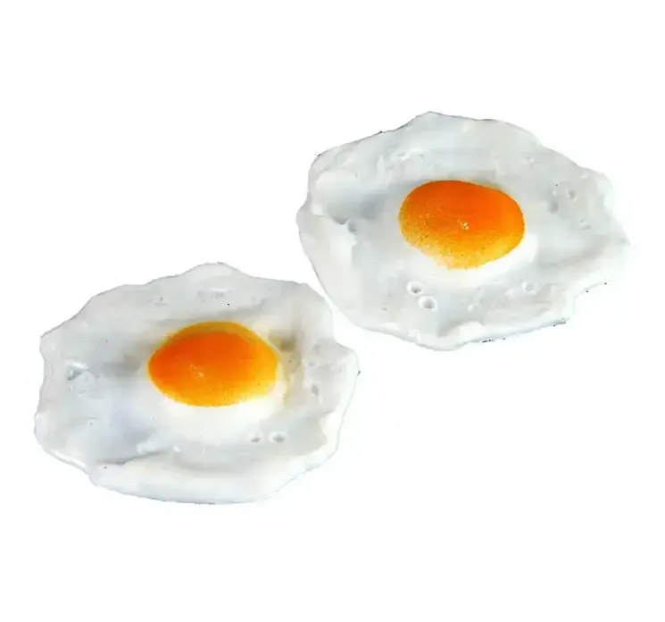 Kunstige spejlæg af plast