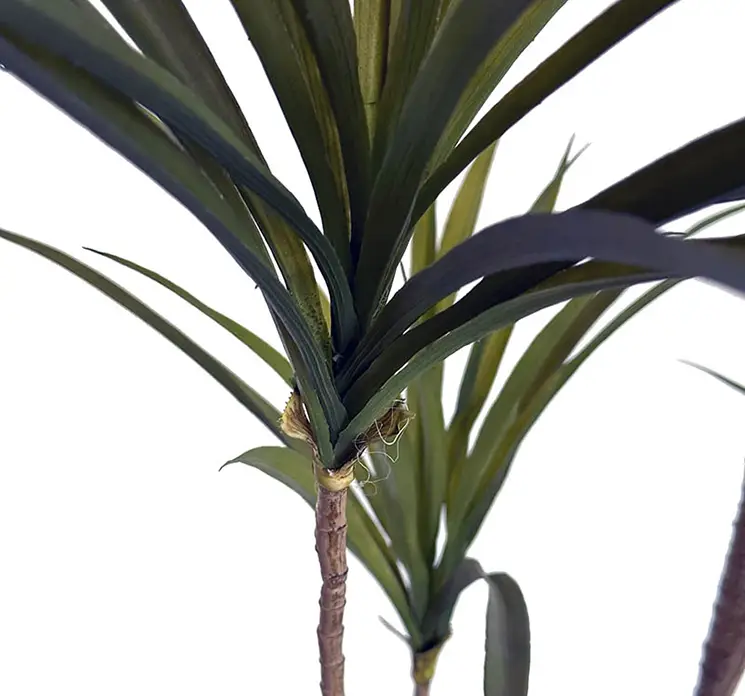 Dracaena kunstig træ i sort potte af plast i grøn 180cm closeup