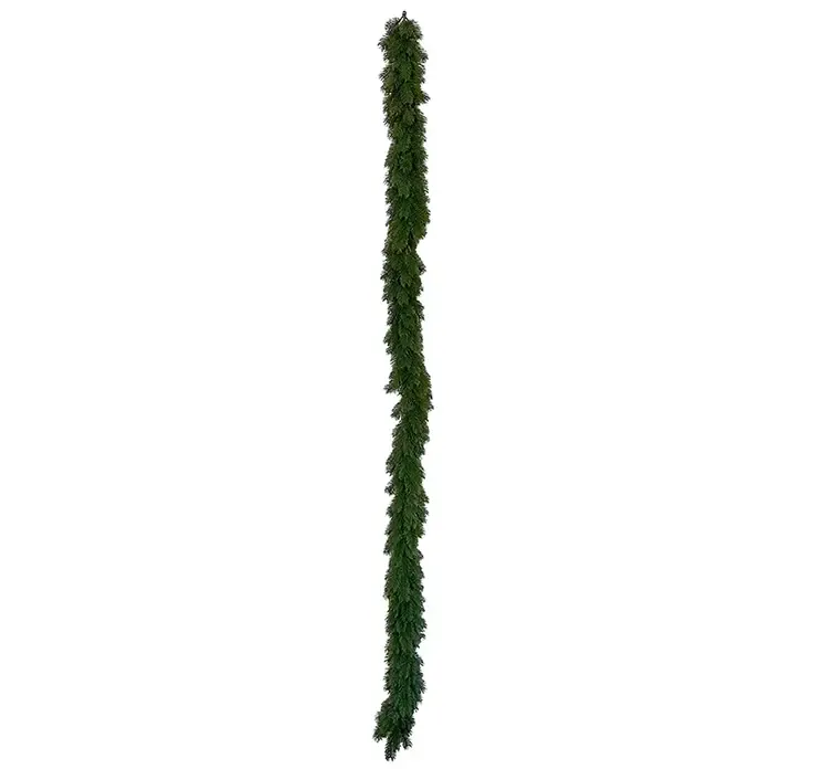 Kunstig granranke le mans af plast i grøn