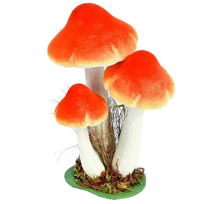 Kunstige svampe af papir i orange