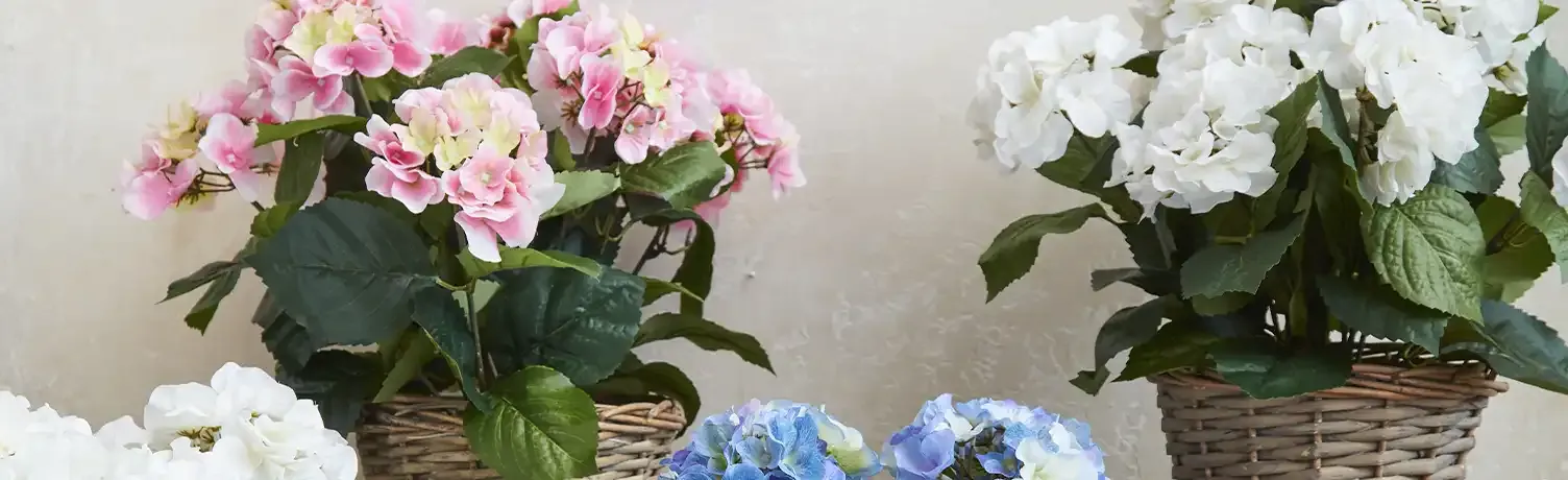 Brøndsholm - kunstige blomster i potte