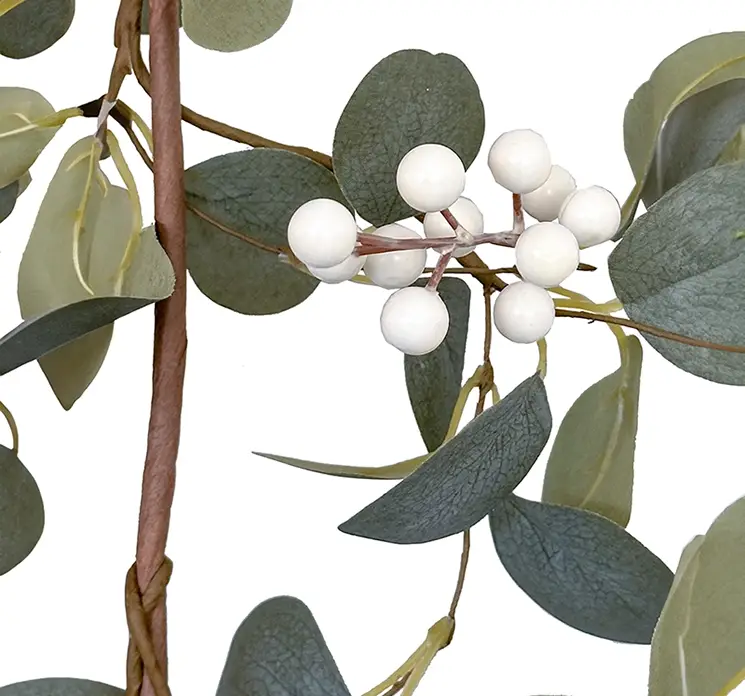 Eukalyptus ranke med hvide bær kunstig plante af plast i grøn 150cm closeup