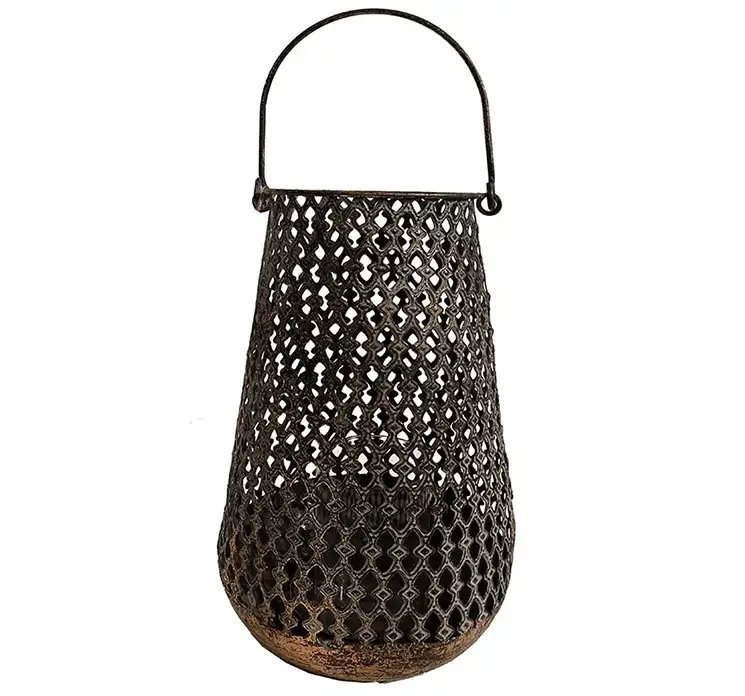 Lanterne af metal med hank i antik guld look 26cm